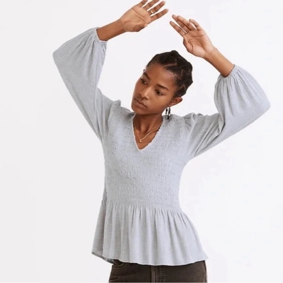 Madewell Size Small Lucie V-Neck Smocked Peplum Top‎ Wool Gauze Gray Ruffle Boho - Picture 1 of 7